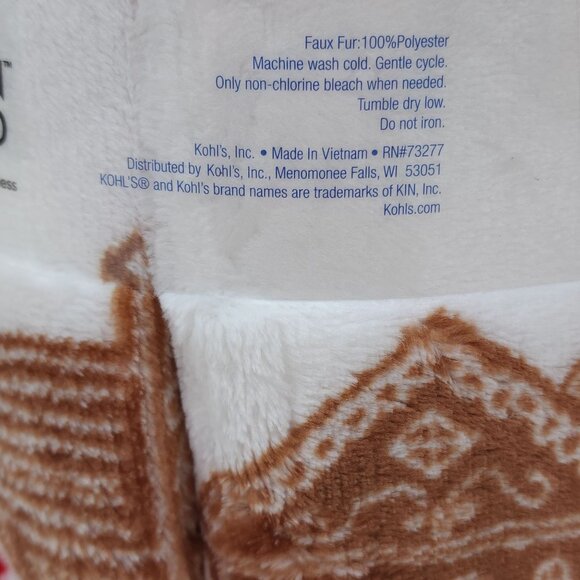 The Big One Oversized Plush Throw Blanket Holiday Design 5' x 6' Tawny Brown - Picture 8 of 10